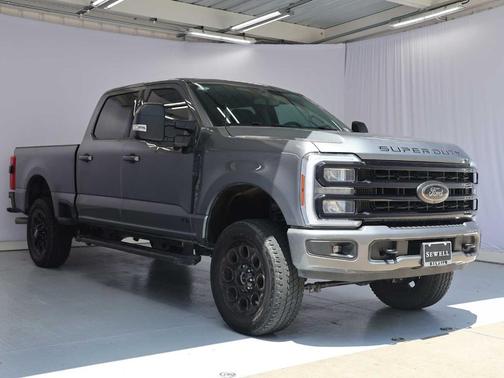 Carbonized Gray Metallic 2024 Ford F-250 XLT
