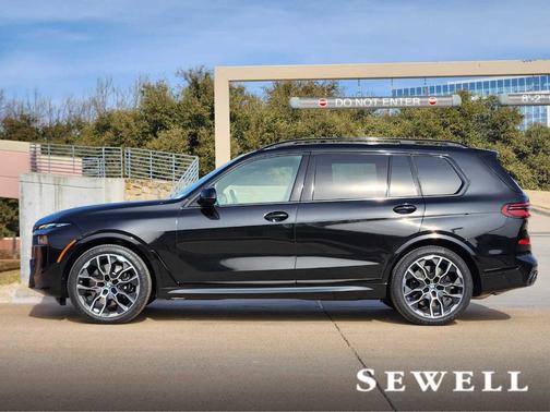 2026 BMW X7 M60i