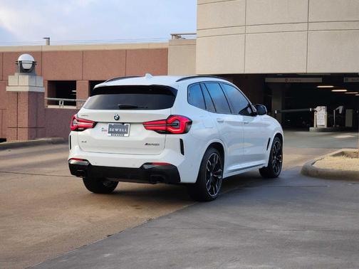 2023 BMW X3 M40i