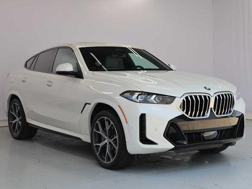 Mineral White Metallic 2026 BMW X6 xDrive40i