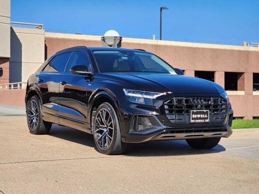 2019 Audi Q8 Premium Plus