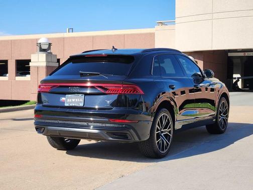 2019 Audi Q8 Premium Plus