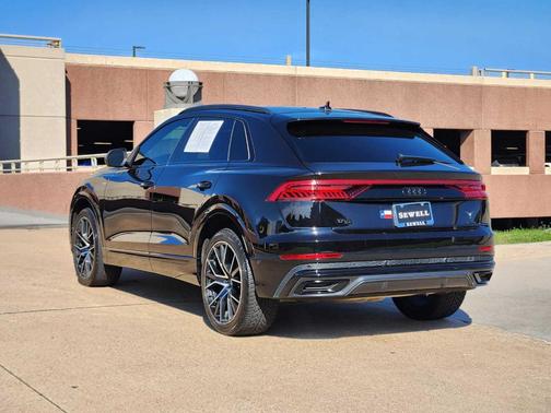 2019 Audi Q8 Premium Plus