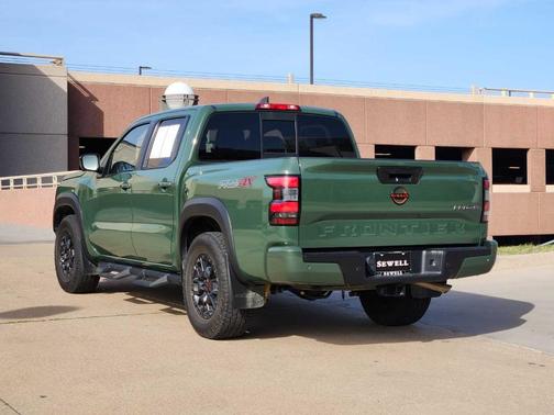 2022 Nissan Frontier PRO-4X