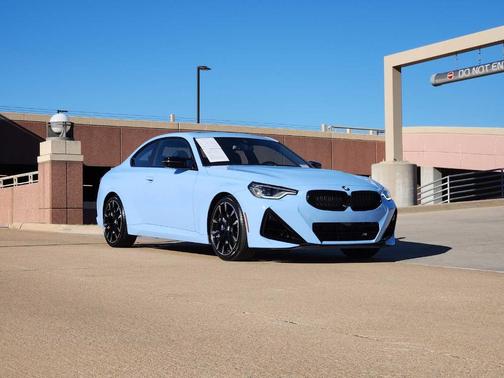 2025 BMW M240 i