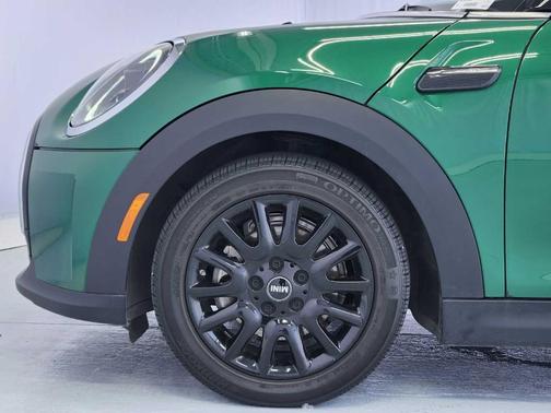 British Racing Green IV Metallic 2024 MINI Hardtop Cooper