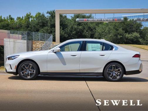 2026 BMW 530 i