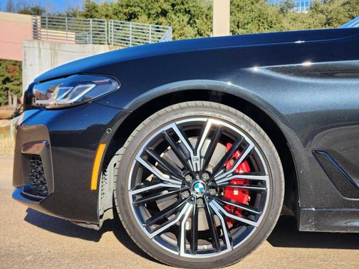 2023 BMW 540 i xDrive