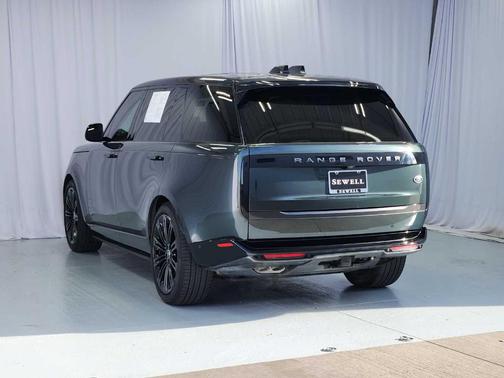 2023 Land Rover Range Rover P530 SE