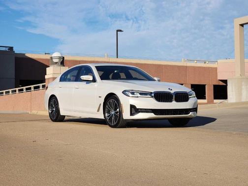 2023 BMW 530e 530e xDrive