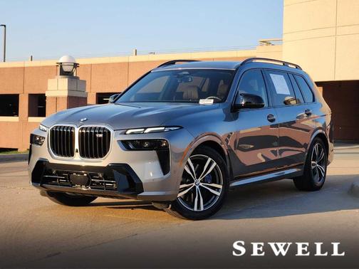2025 BMW X7 M60i