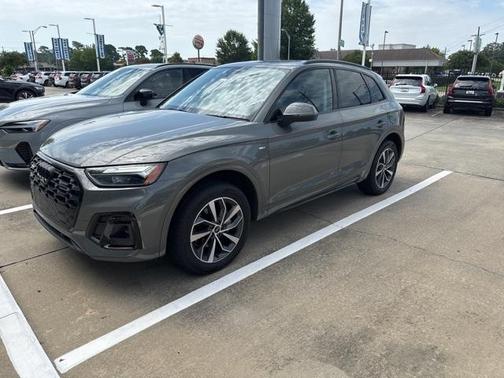 2023 Audi Q5 45 S line quattro Premium