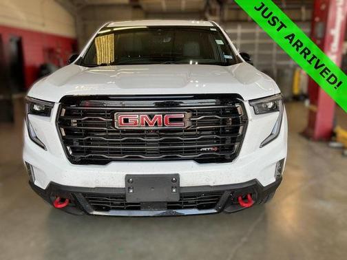 2024 GMC Acadia AT4