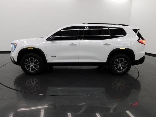 2024 GMC Acadia AT4