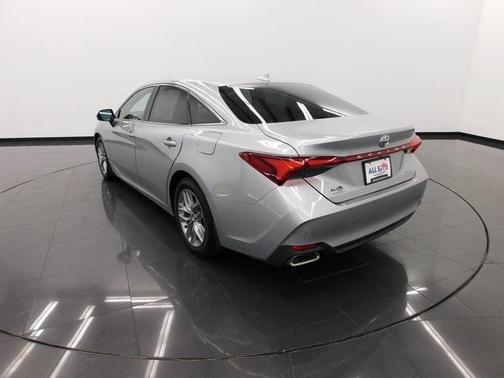 2020 Toyota Avalon XLE
