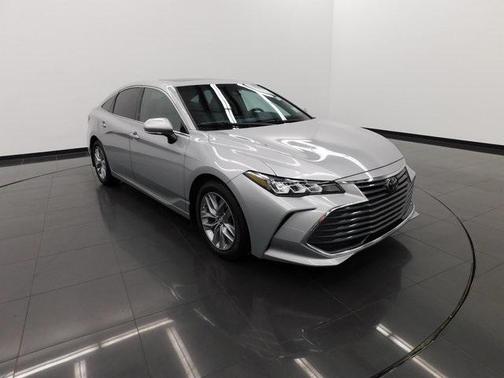 2020 Toyota Avalon XLE