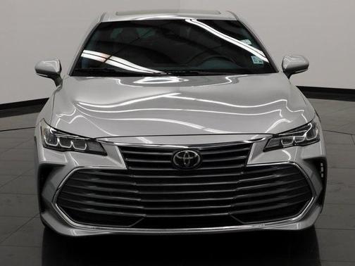 2020 Toyota Avalon XLE