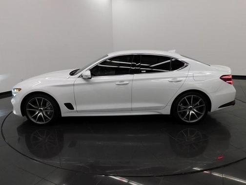 2024 Genesis G70 2.5T