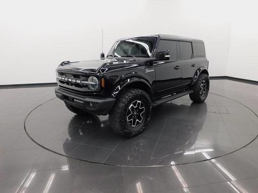 2024 Ford Bronco Outer Banks