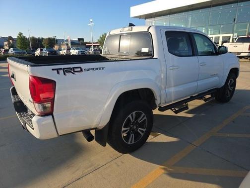 2017 Toyota Tacoma TRD Sport