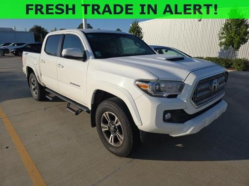 2017 Toyota Tacoma TRD Sport