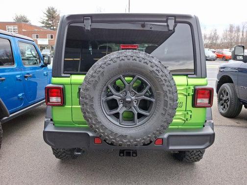2025 Jeep Wrangler Sport