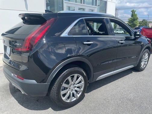 2020 Cadillac XT4 Premium Luxury