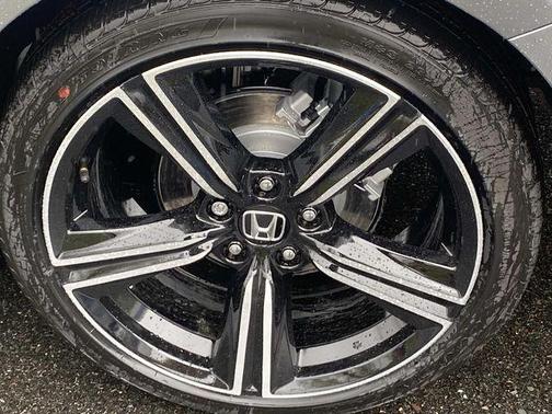 Solar Silver Metallic 2026 Honda Accord SE