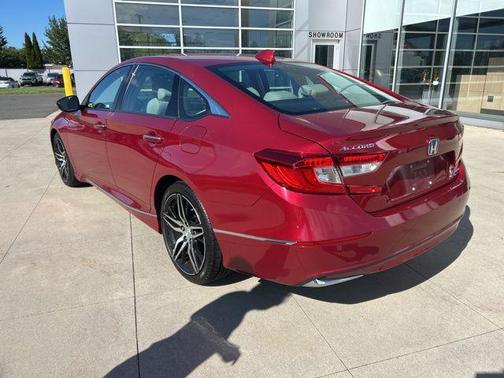 2021 Honda Accord Hybrid Touring