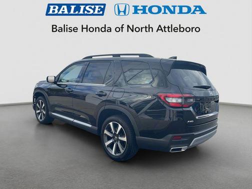 2023 Honda Pilot Touring 8-Passenger