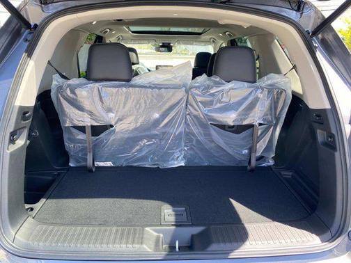 2025 Honda Pilot Touring 8-Passenger