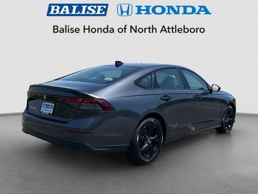 Meteorite Gray Metallic 2025 Honda Accord SE