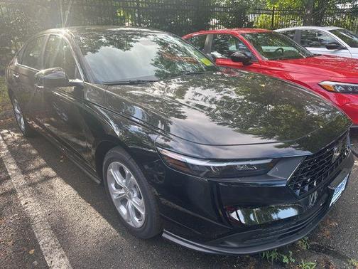 2025 Honda Accord LX 1.5T