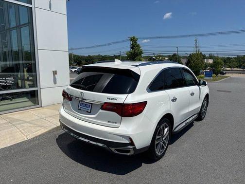 2017 Acura MDX 3.5L w/Advance & Entertainment Pkgs