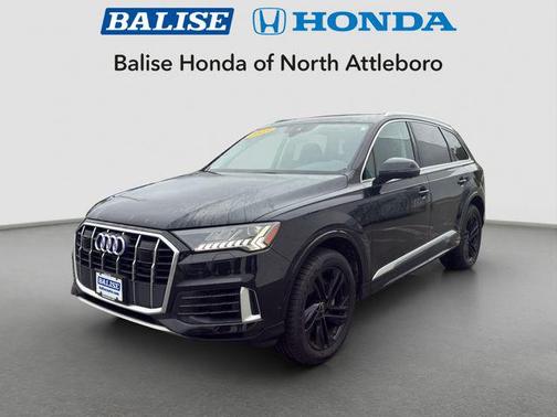 Mythos Black Metallic 2023 Audi Q7 55 Premium