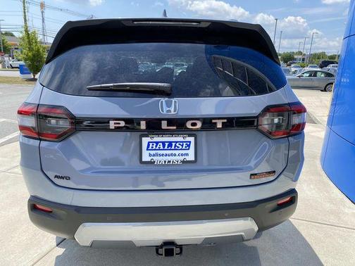 Sonic Gray Pearl 2026 Honda Pilot TrailSport