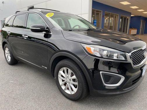 2018 Kia Sorento LX