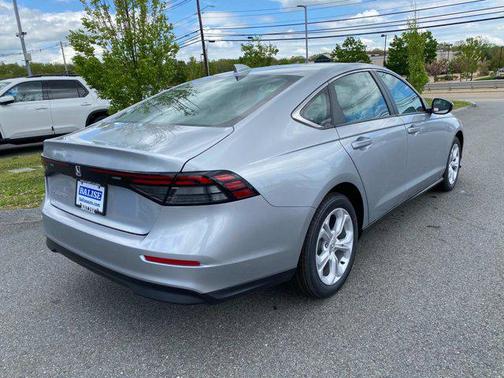 2025 Honda Accord LX 1.5T
