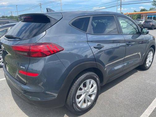 2020 Hyundai TUCSON SE