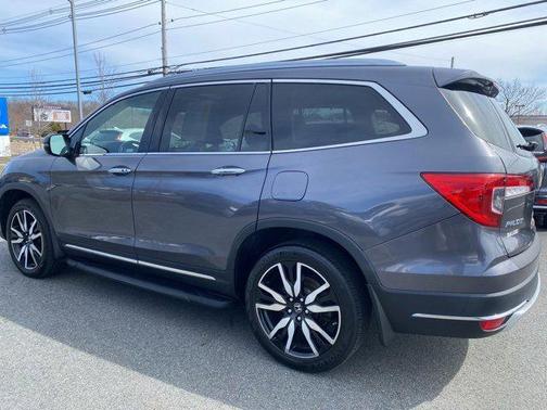 2021 Honda Pilot Touring 8-Passenger