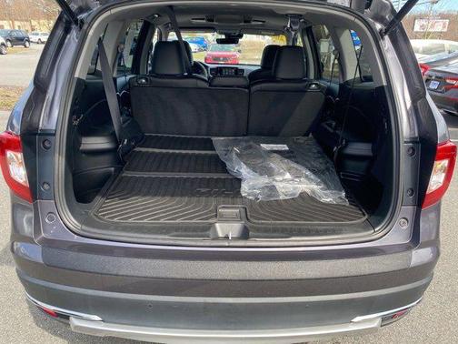 2021 Honda Pilot Touring 8-Passenger