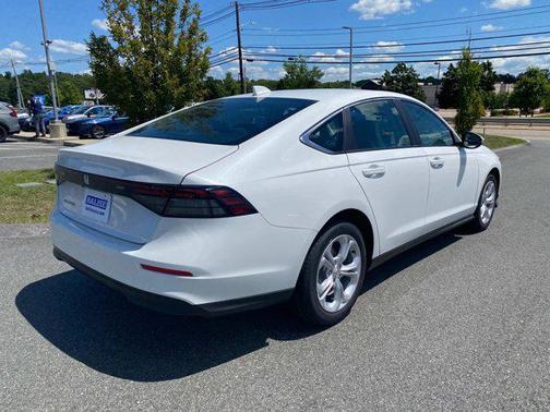 2025 Honda Accord LX 1.5T