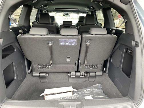 Sonic Gray Pearl 2026 Honda Odyssey Sport-L