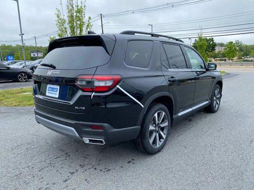 2025 Honda Pilot Elite