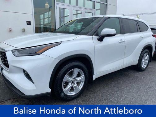 2022 Toyota Highlander LE