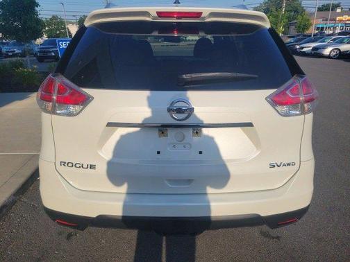 2015 Nissan Rogue SV