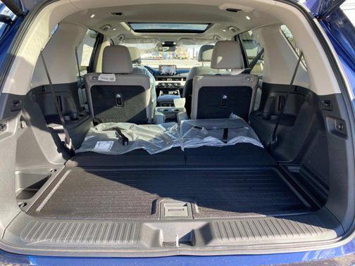 2025 Honda Pilot Touring 8-Passenger