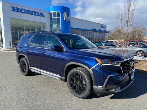 2025 Honda Pilot Touring 8-Passenger