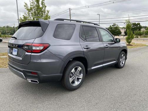 Modern Steel Metallic 2026 Honda Pilot EX-L