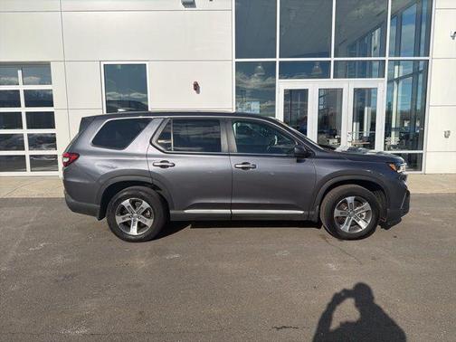 2024 Honda Pilot EX-L 7 Passenger